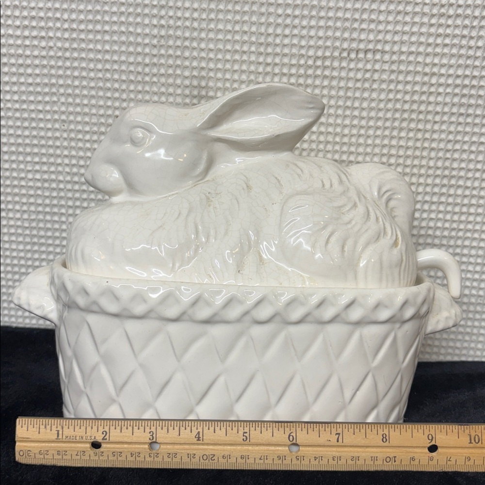Porcelain soup tureen with ladle - Picture 11 of 12